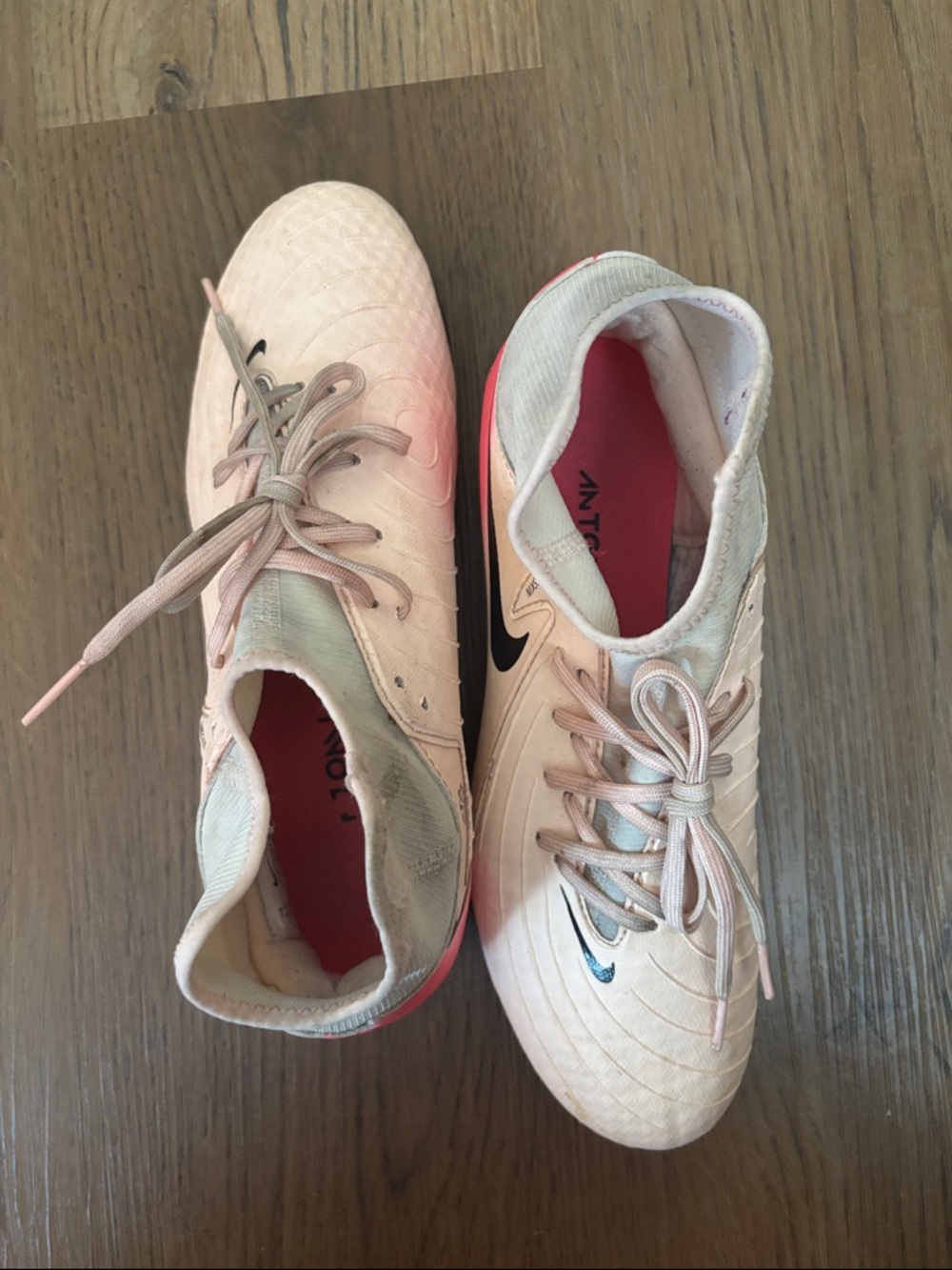 Nike Phantom Luna II Academy Soccer Cleats Womens 6.5 - Picture 6 of 7